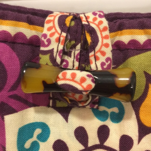 Vera Bradley Tote. Excellent condition. 14x13x41/2 - Picture 3 of 6